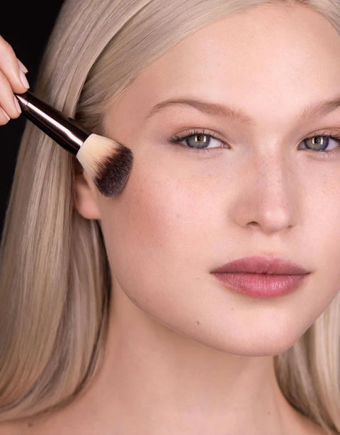 Hourglass - Ambient Lighting Edit Brush Hourglass - Ambient Lighting Edit Brush