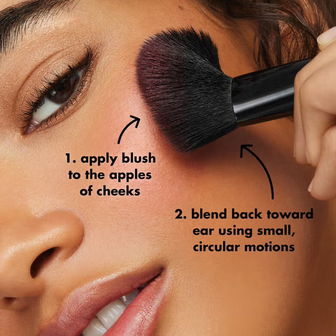 elf - Angled Blush Brush elf - Angled Blush Brush