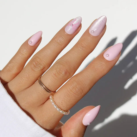Glamnetic - Love Knot Glamnetic - Love Knot
