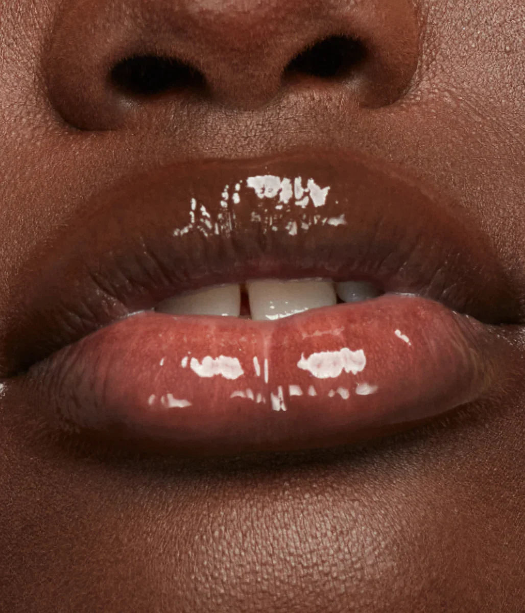 R.E.M Beauty - Utmost Importance Plumping Lip Gloss - 10ml